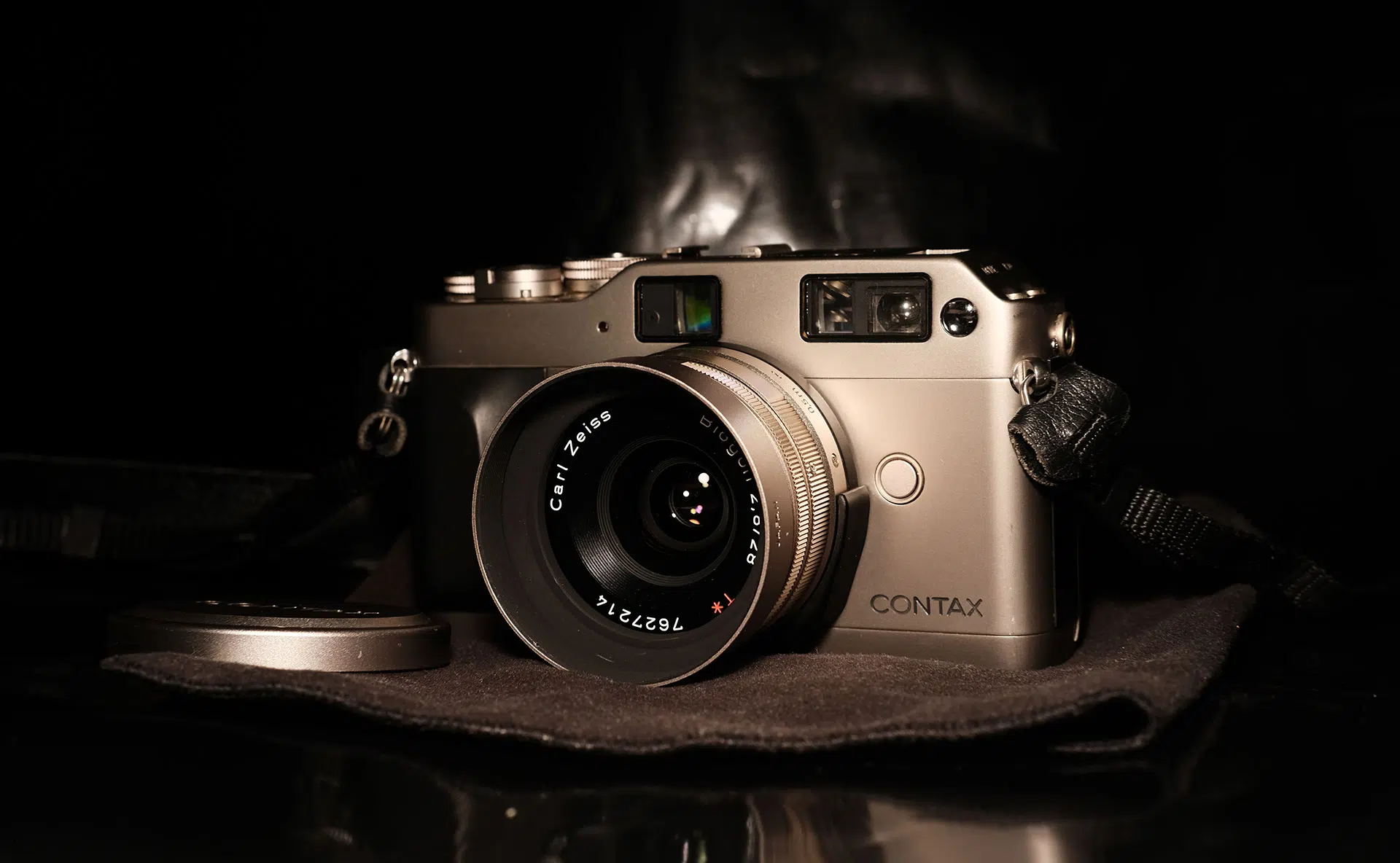 Contax G1 Premium Rangefinder Film Camera Review | IvanYolo
